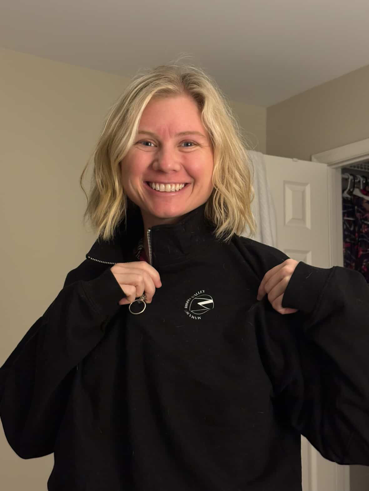 Cropped 1/4 Zip Sweatshirt